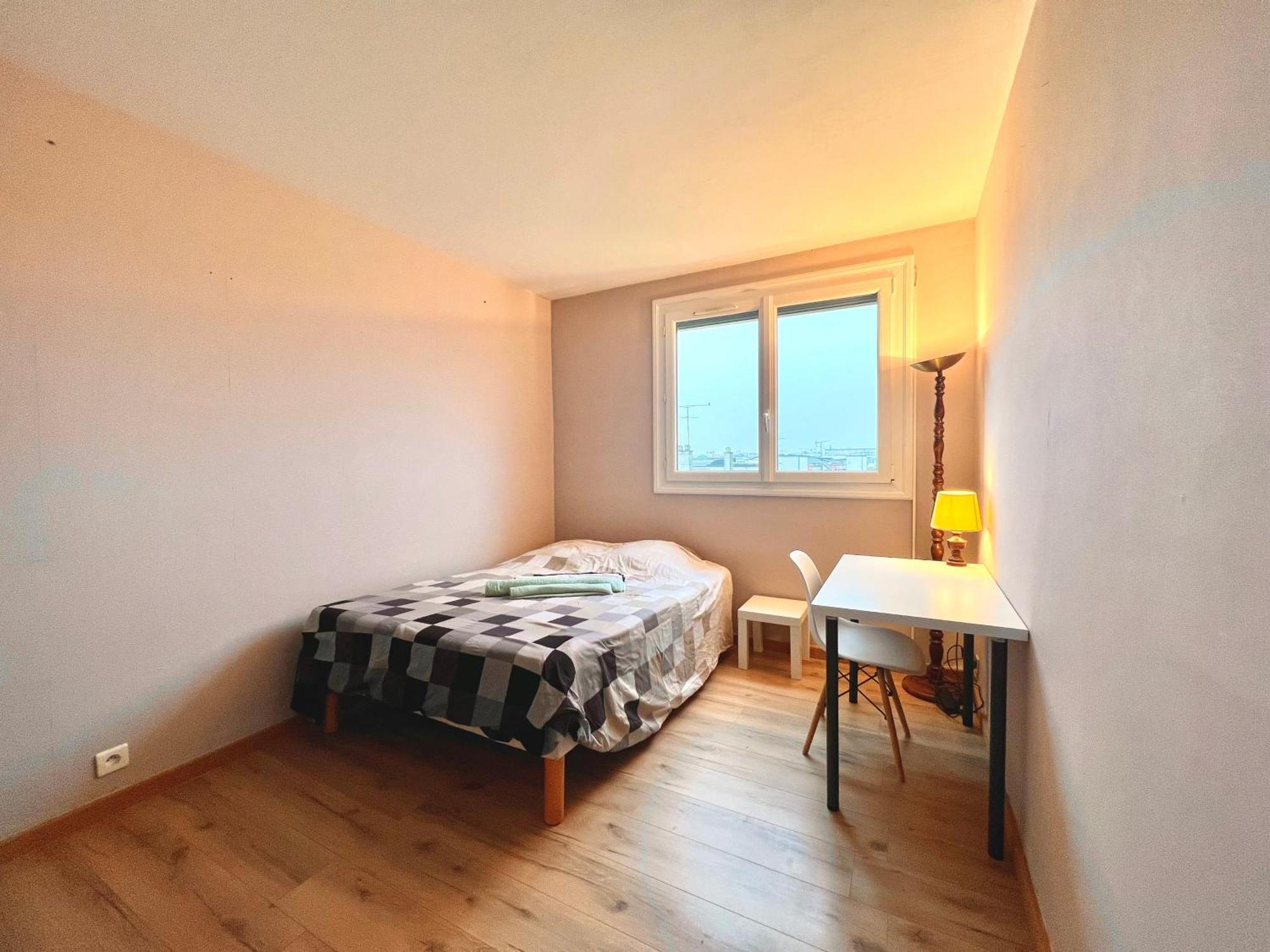 Appartement Proche Gare, 6 Voyageurs Et Stationnement Gratuit Реймс Экстерьер фото